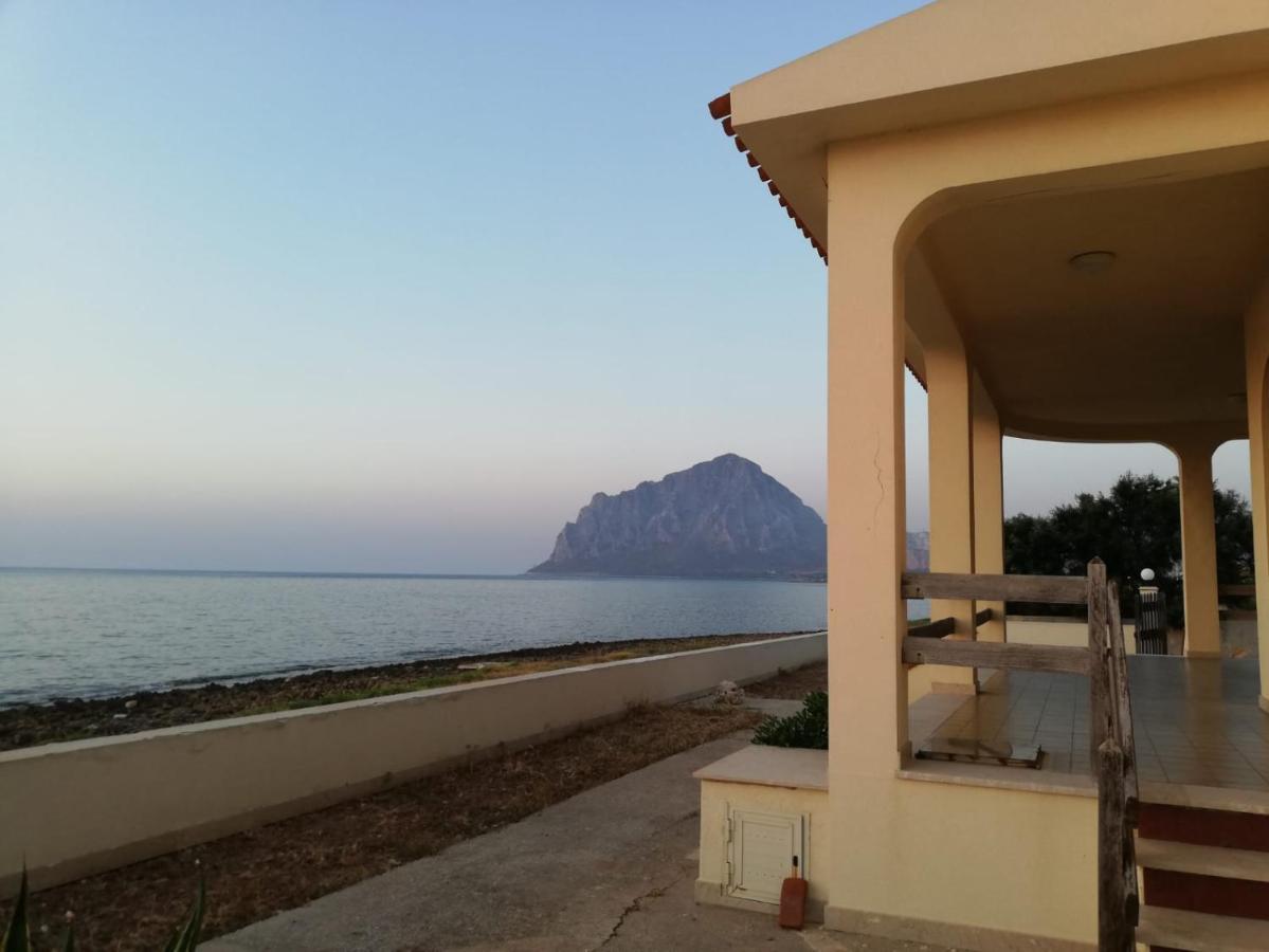 Villino Maria Elena Daire Valderice Dış mekan fotoğraf